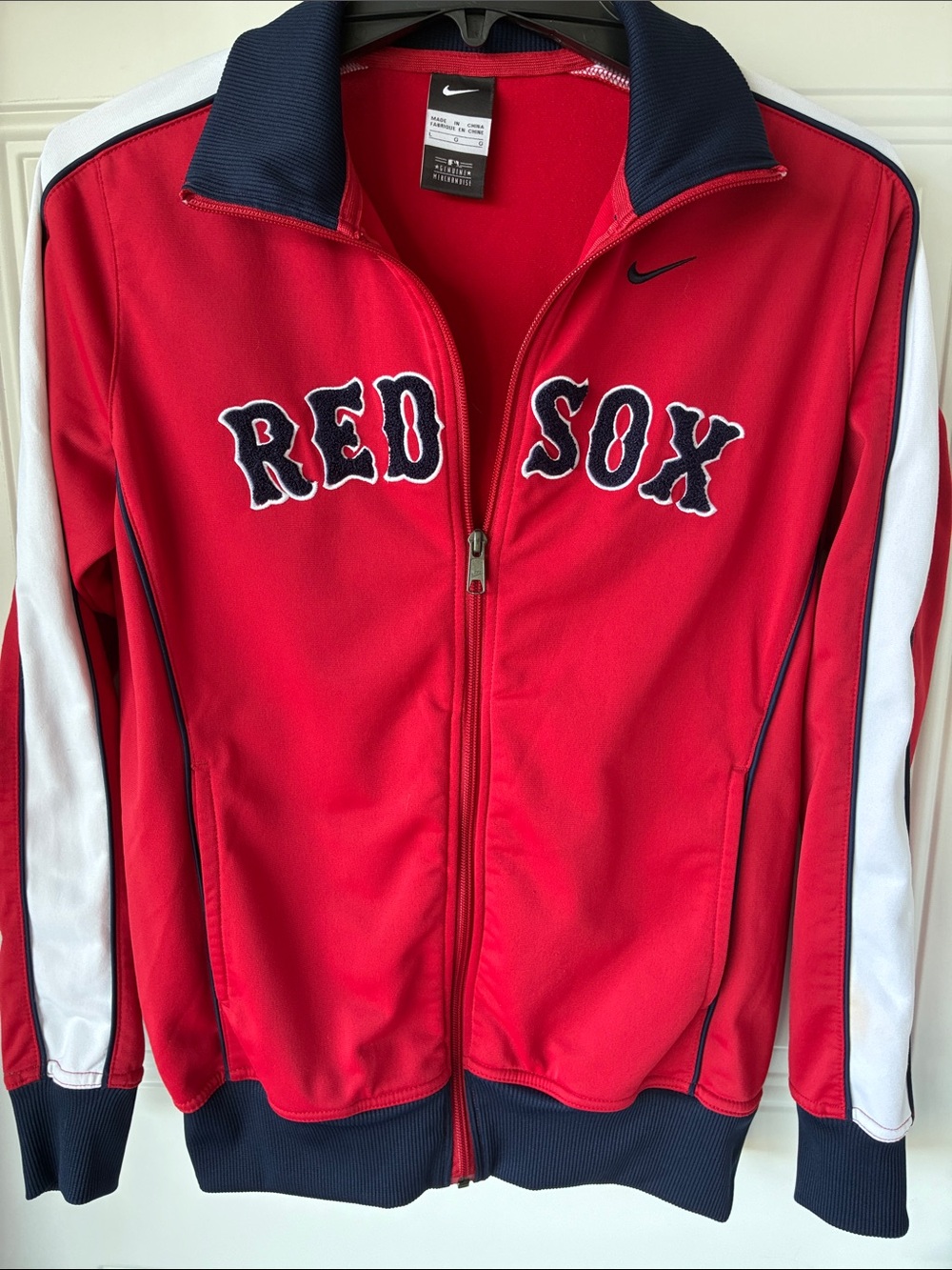 Nike women’s Red & Navy 'Red Sox' Full-Zip Jacket